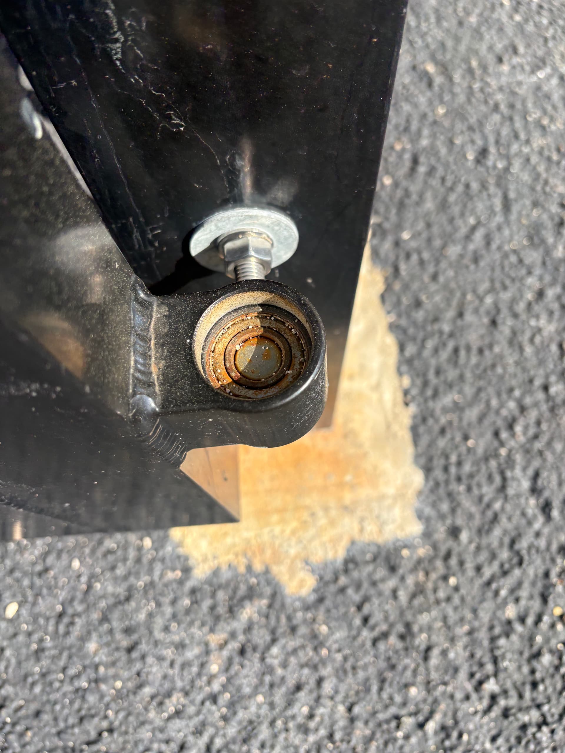 Gallery photos for Why Your Gate is Sagging - It Starts Here: Image #1