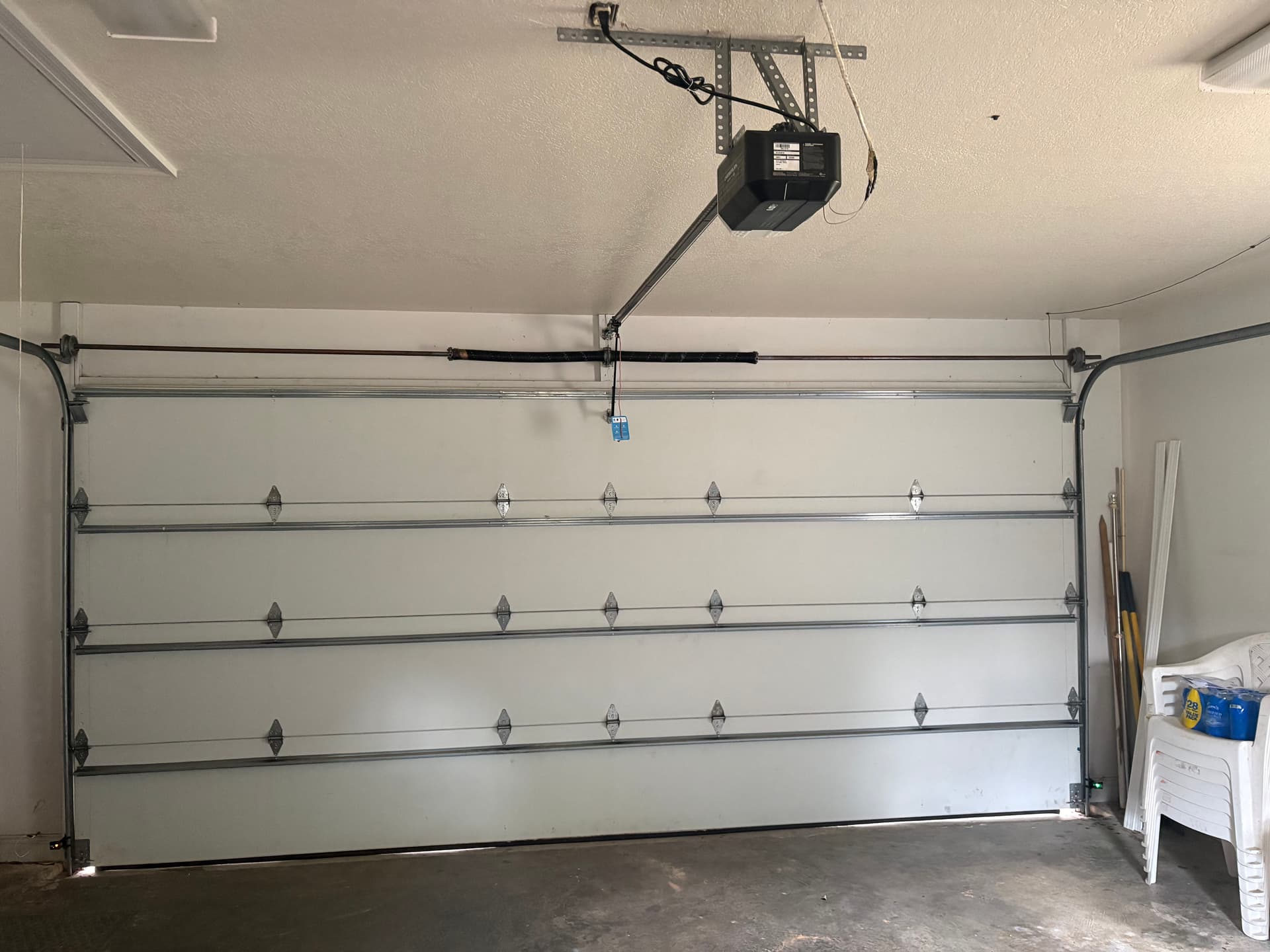Gallery photos for Garage Door Opener Replacement Done Right: Image #1