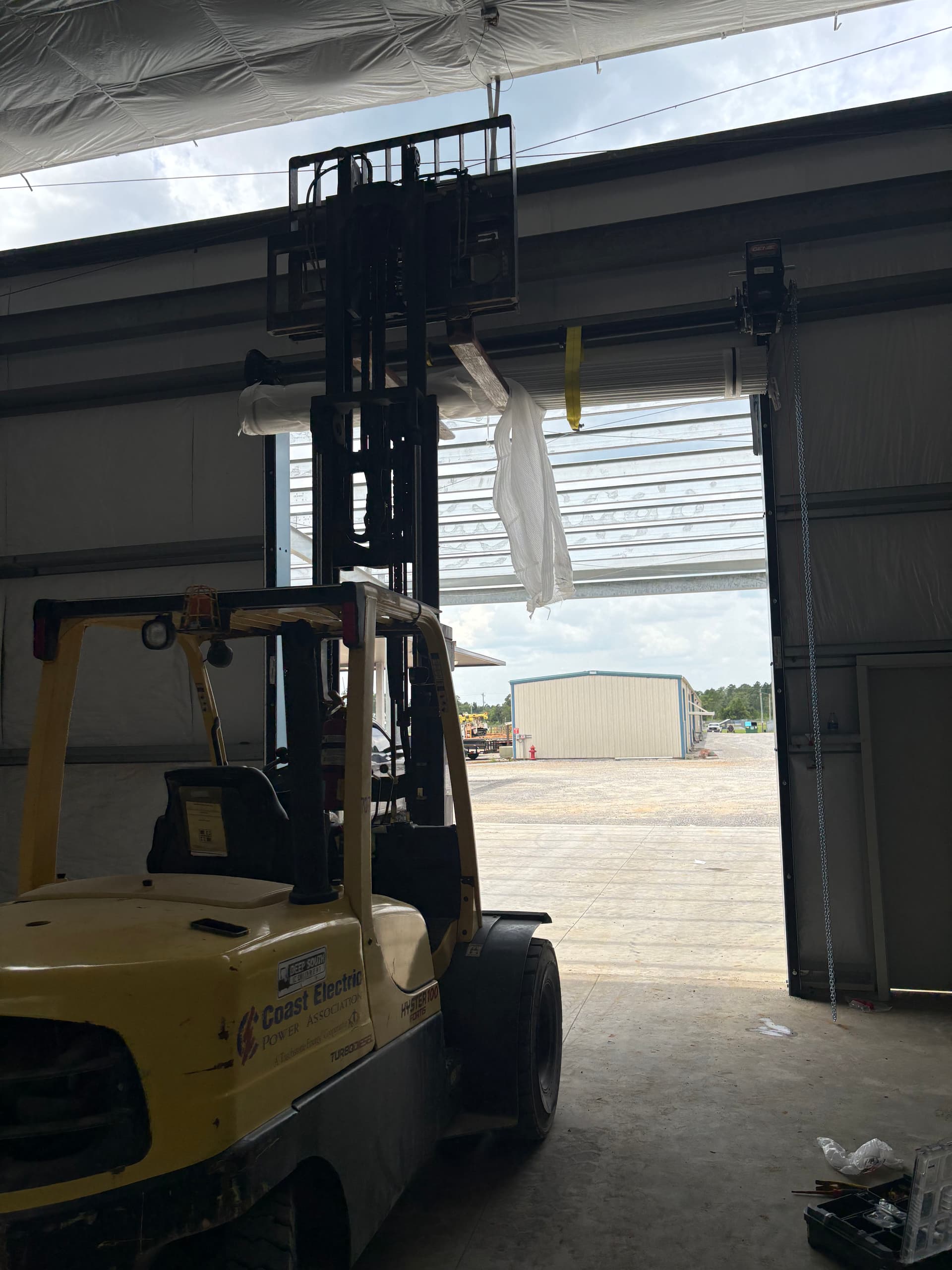 Gallery photos for Commercial Roll-Up Door Installation for a Busy Warehouse: Image #2