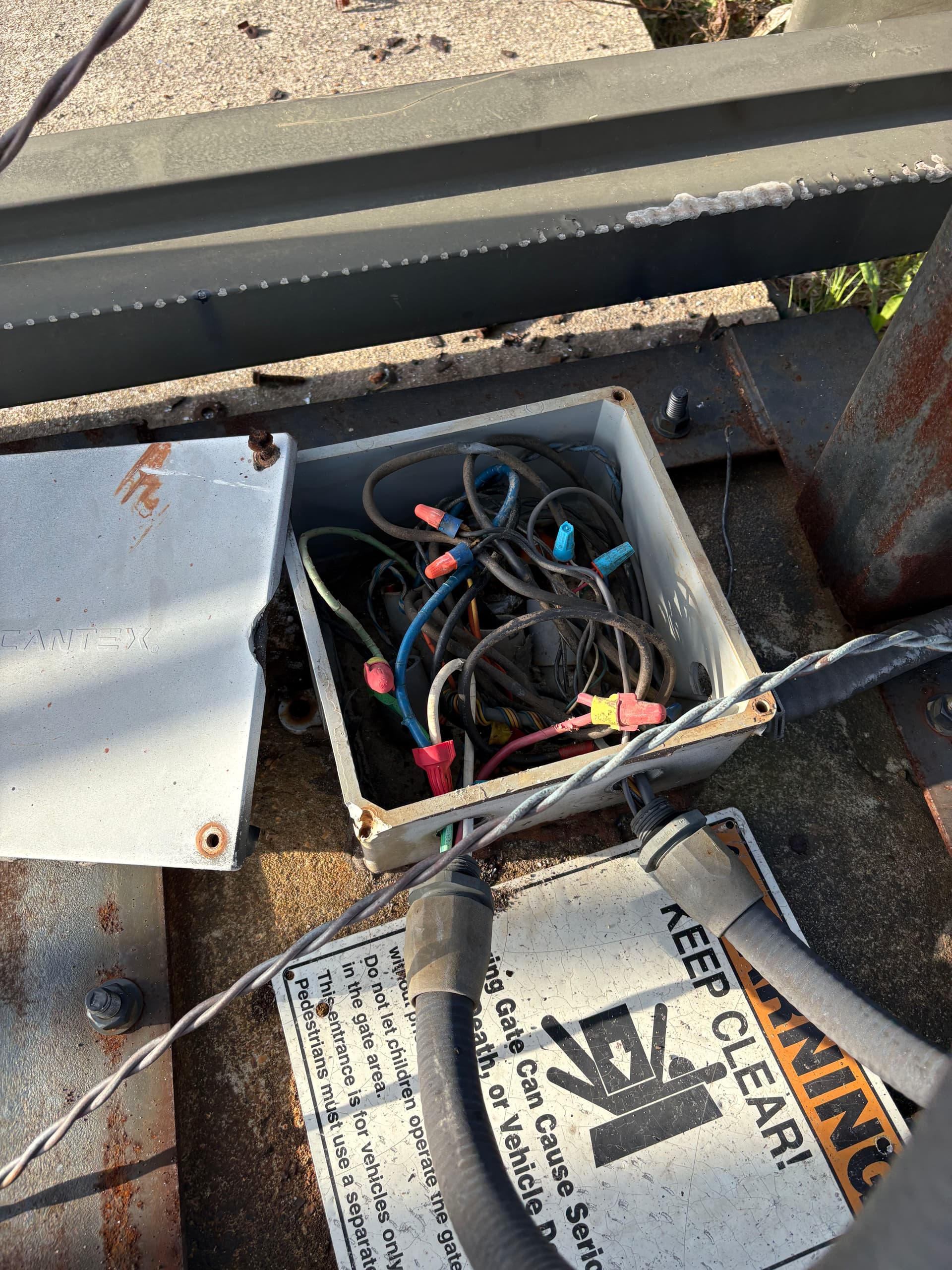 Gallery photos for Sliding Gate Repair - Motor, Wiring, and Electrical Diagnostics: Image #4