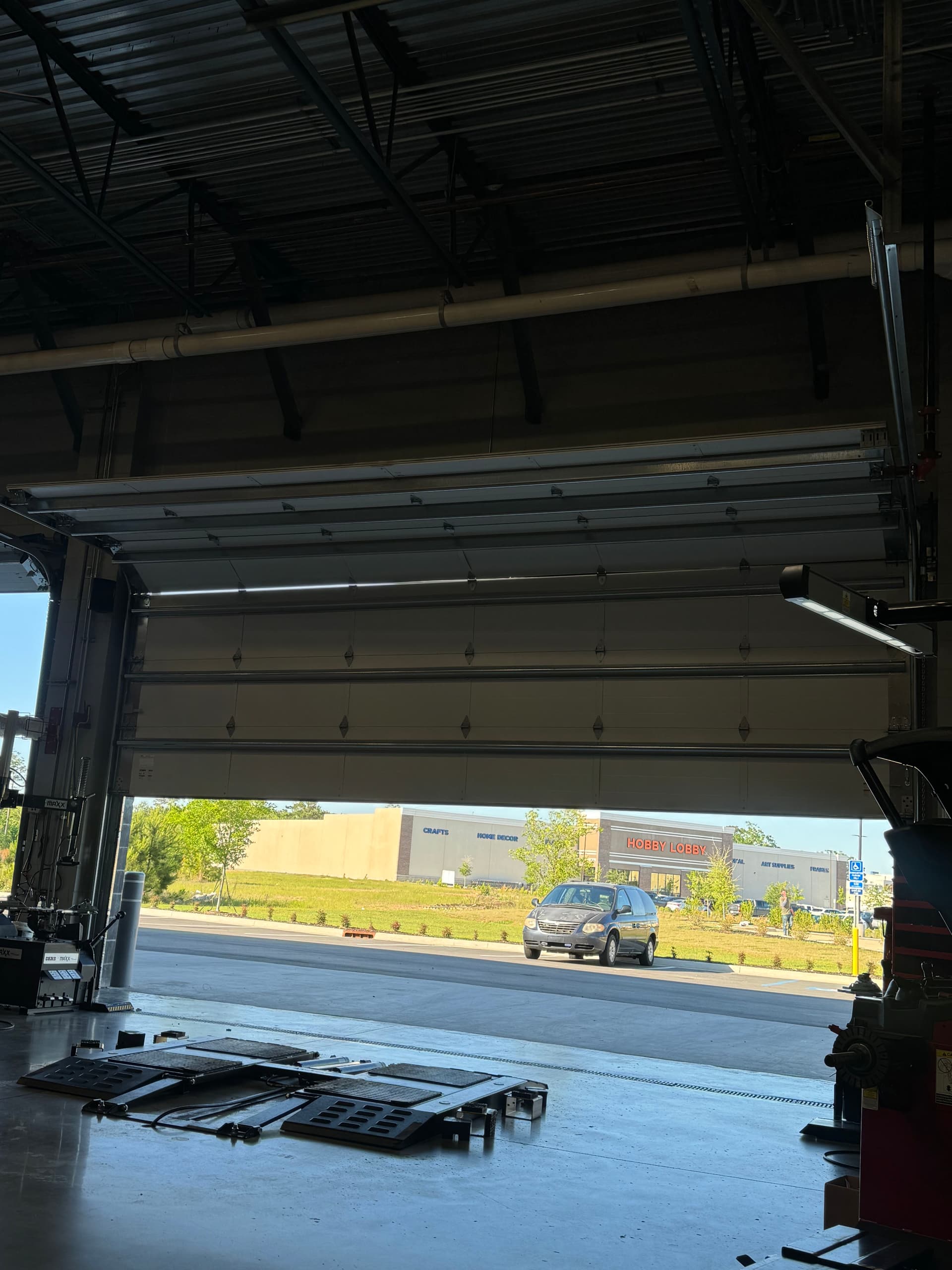 When Your Commercial Garage Door Won't Cooperate image