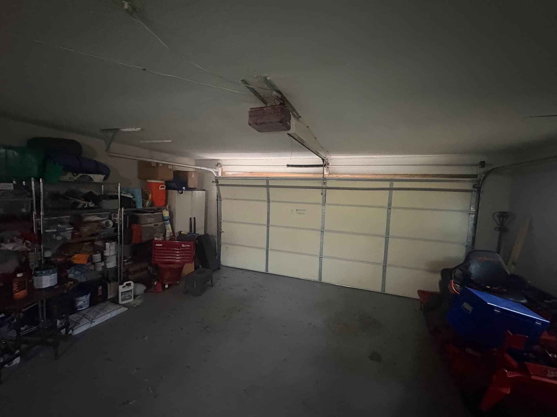 Gallery photos for When Your Garage Door Stops Working Right We Fix It: Image #1