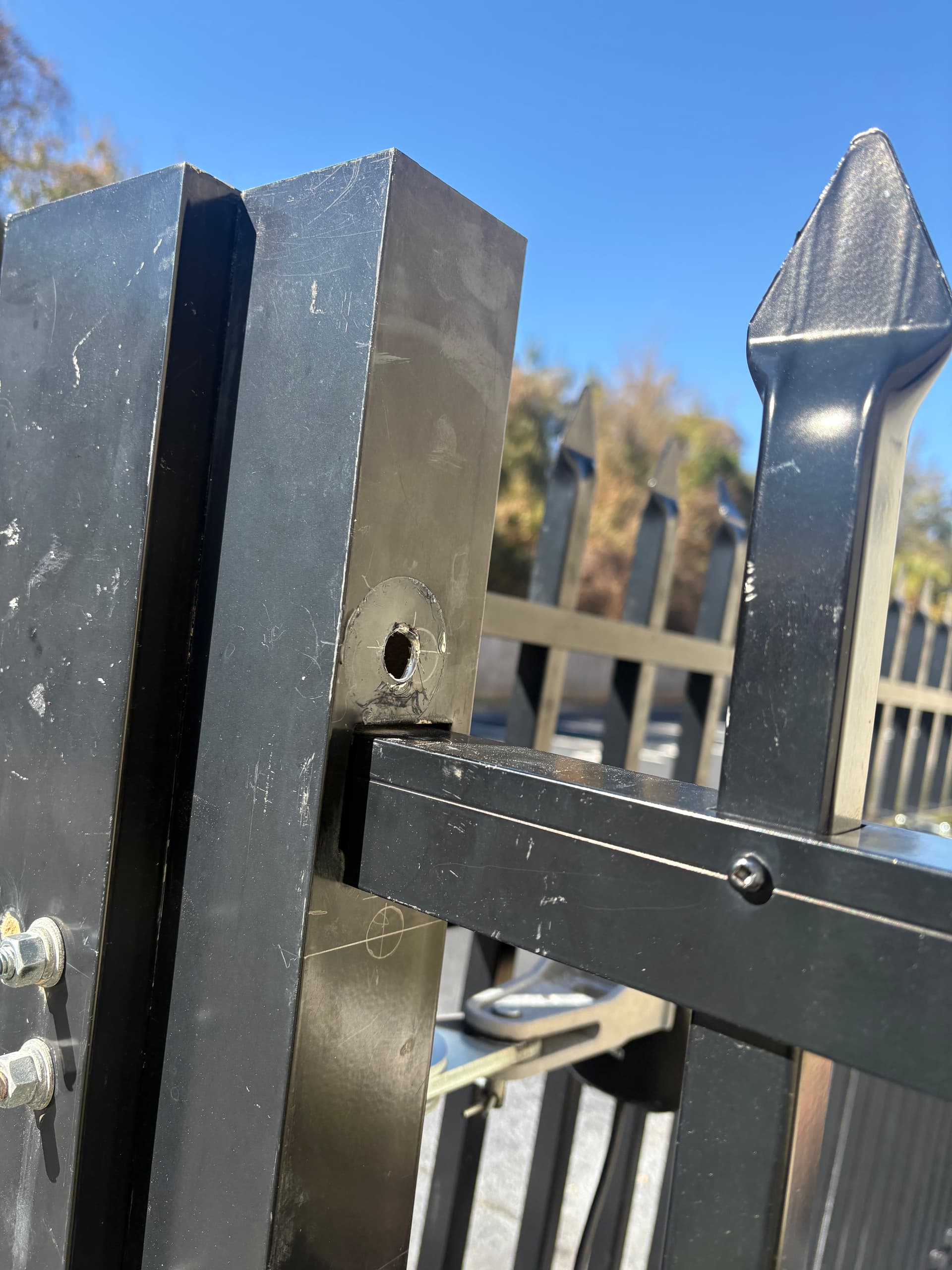 Gallery photos for Why Your Gate is Sagging - It Starts Here: Image #5