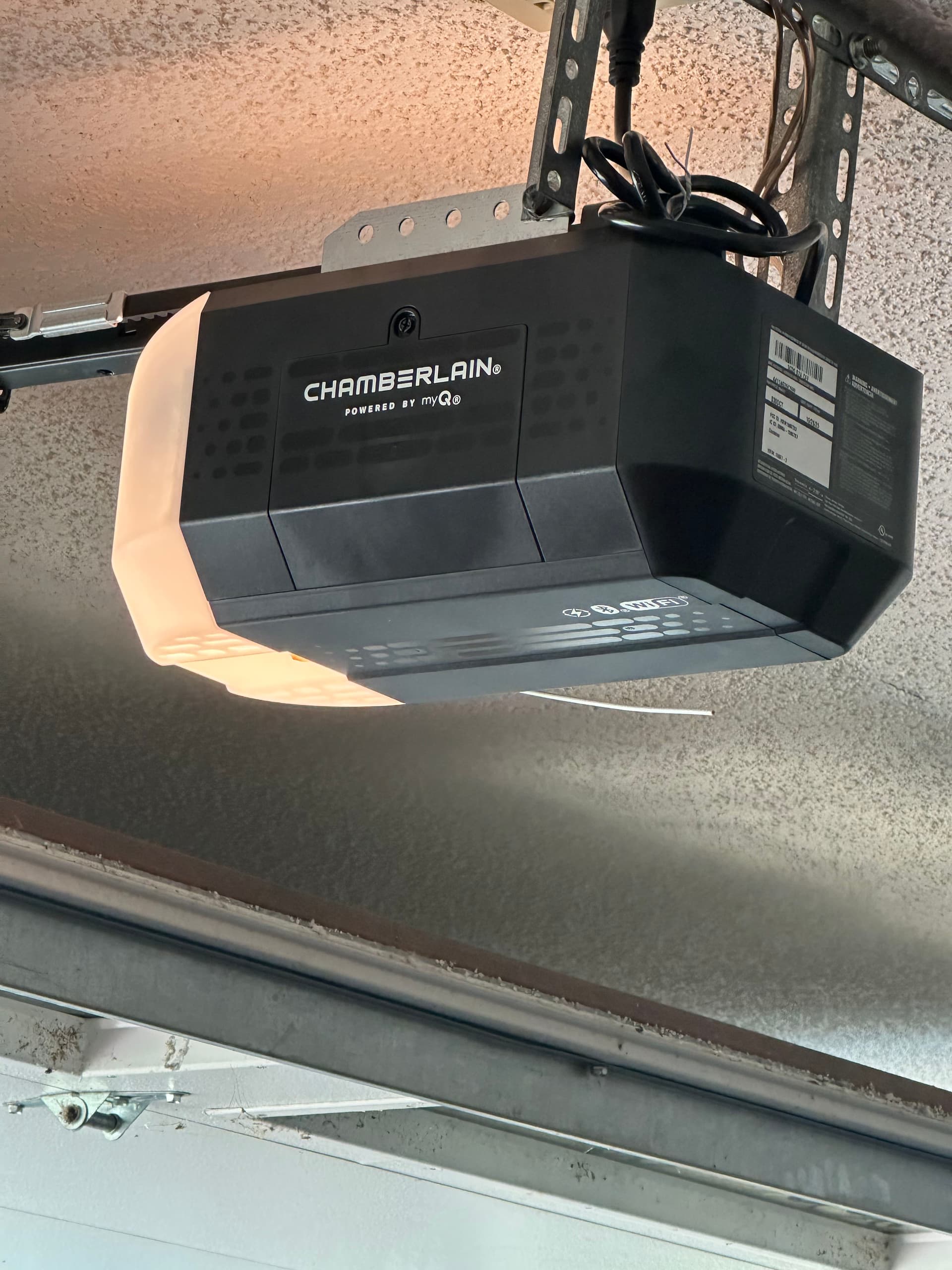When Your Garage Door Opener Starts Acting Up, Don't Ignore It image