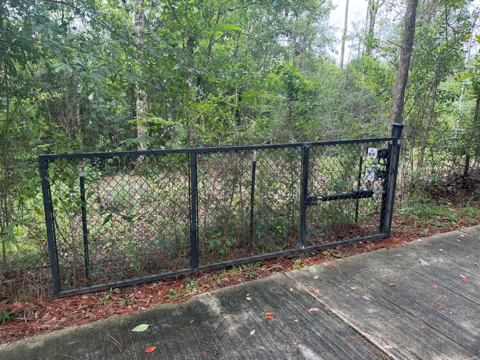 Gallery photos for Automatic Gate Operator Install on a Rural Driveway Gate: Image #1